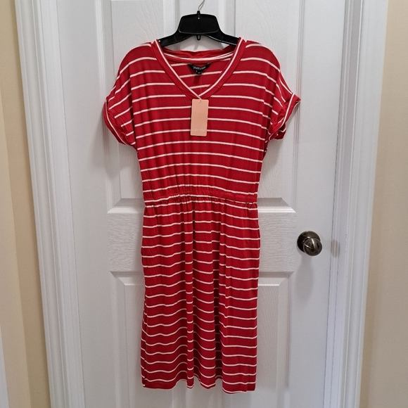 New! Yummie Striped Dress Red And White Stripes V-neck Small Short Sleeved Dress - Picture 11 of 11